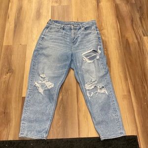 American Eagle Jeans. Barely worn. No damage.